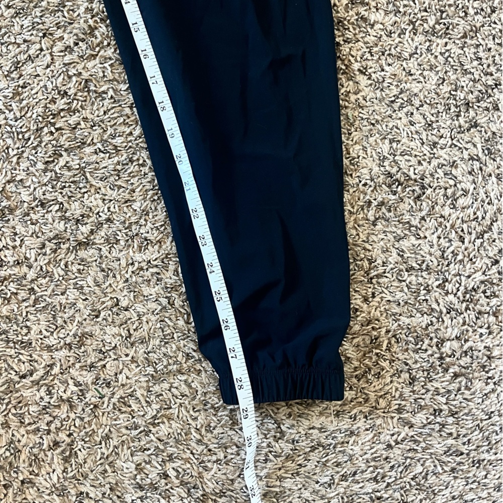 Lululemon Pace Breaker Jogger - size L - Picture 10 of 10